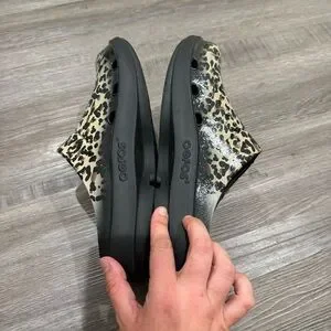 ★OOFOS★ OOCLOOG LUXE LEOPARD Clog Luxe Leopard Oofos OOcloog Leopard Womens 10 Slip On Brown Mules Clogs